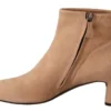DEL CARLO Women's Elegant Beige Leather Boots