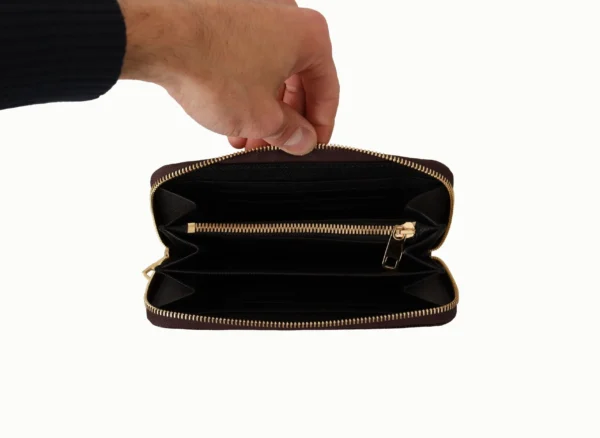 Dolce & Gabbana Women's Elegant Bordeaux Leather Continental Wallet